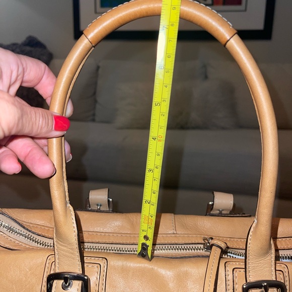 Coach camel color leather satchel barley used excellent condition 15x9 in - Picture 15 of 16